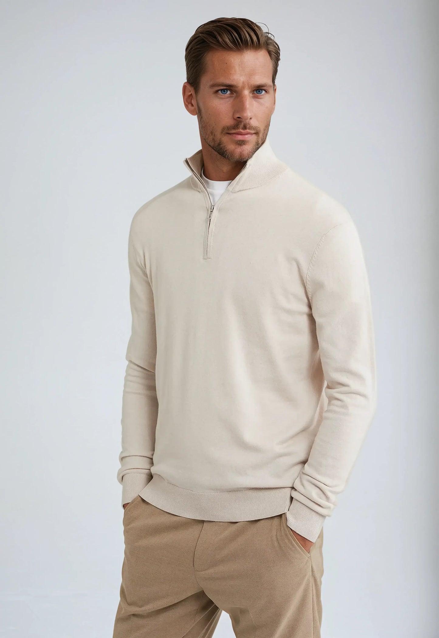 MICHAEL | CLASSIC HALF ZIP SWEATSHIRT