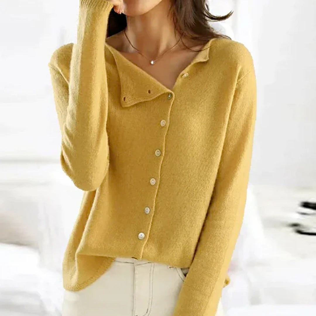 CLARA | LIGHTWEIGHT BUTTON SWEATER