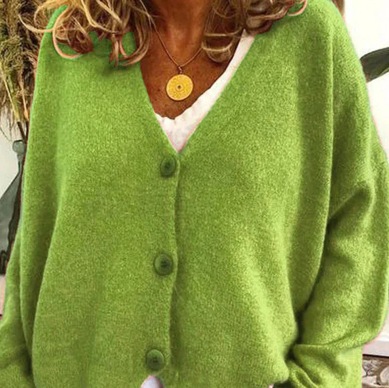 DIANA | COZY V-NECK CARDIGAN