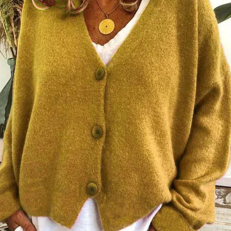 DIANA | COZY V-NECK CARDIGAN