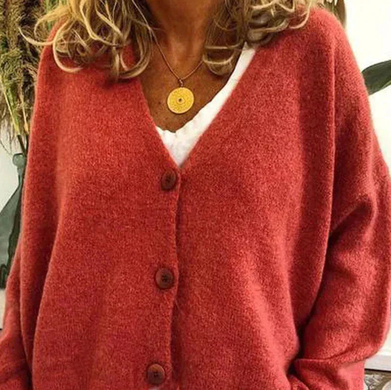 DIANA | COZY V-NECK CARDIGAN