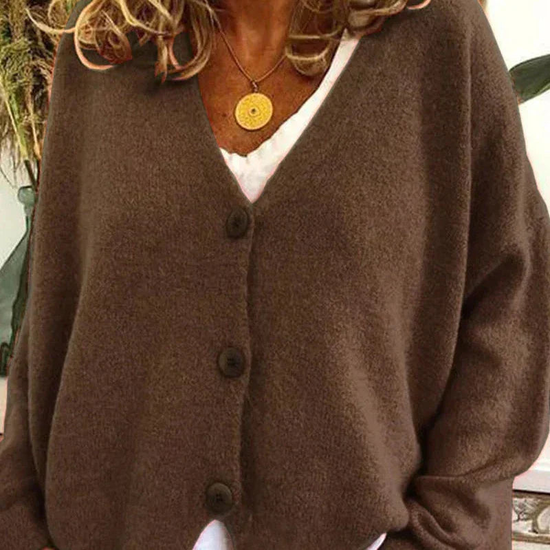 DIANA | COZY V-NECK CARDIGAN
