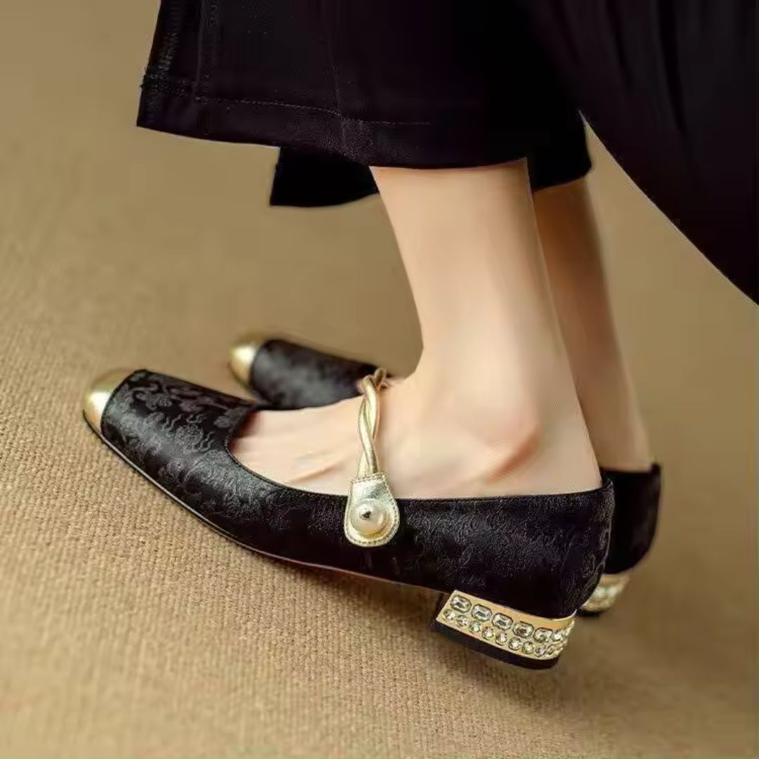 ISABEL | GOLD HEELS