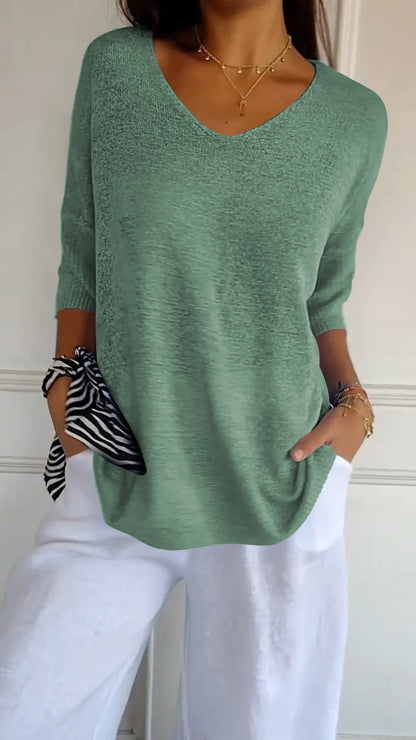 ELLA | V-NECK PULLOVER TOP