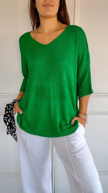 ELLA | V-NECK PULLOVER TOP