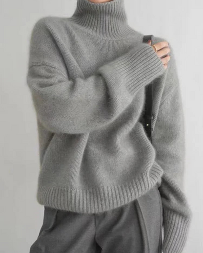 AMELIA | OVERSIZED TURTLENECK SWEATER