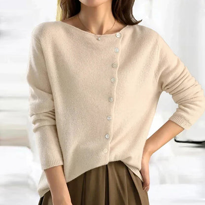 CLARA | LIGHTWEIGHT BUTTON SWEATER