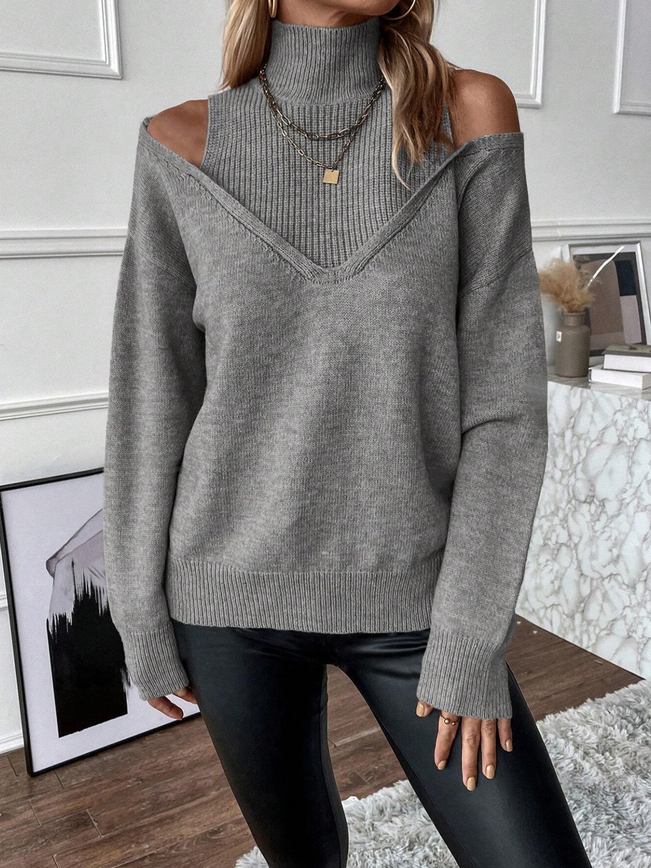ANNA | COLD SHOULDER SWEATER