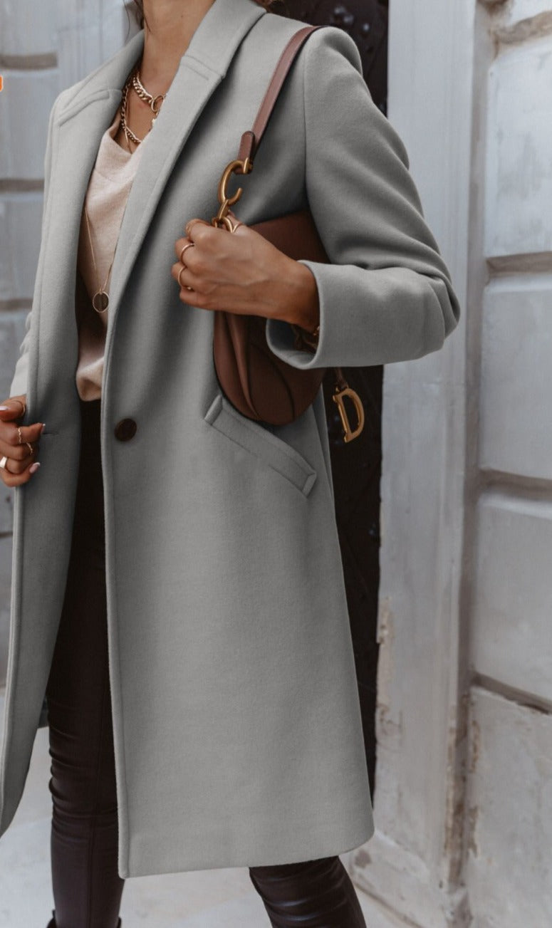 FREYA | ELEGANT BUTTON COAT