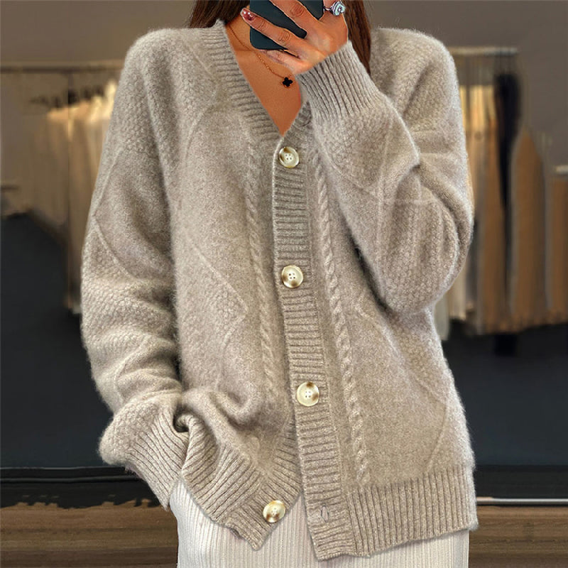CHLOE | COZY LONG-SLEEVED CARDIGAN